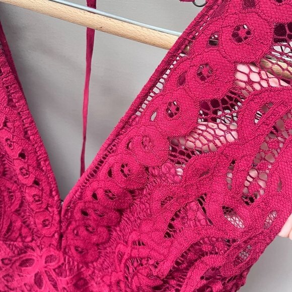 Free People One Million Lovers Floral Lace T Strap V Neck Mini Dress- Size 6 - Picture 2 of 8